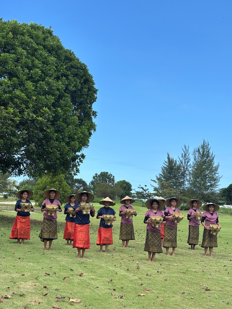 Nyanyian Sunyi Daun Hijau